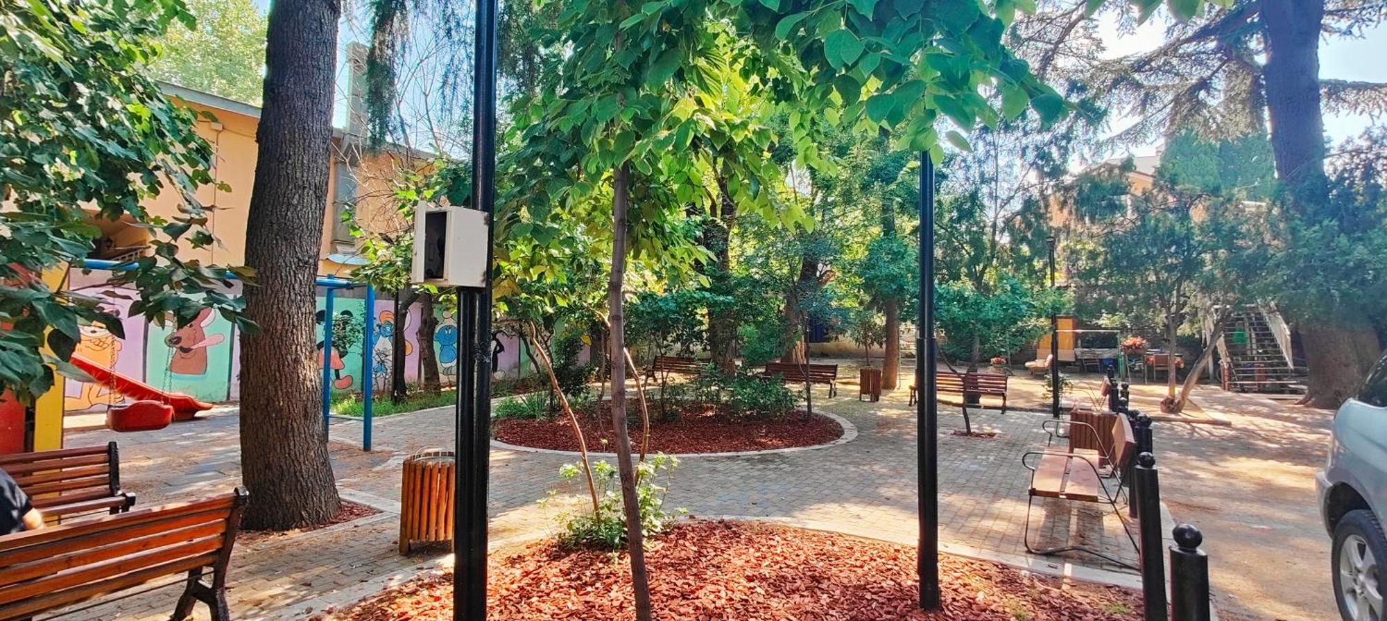 Light Hotel Тбілісі Екстер'єр фото