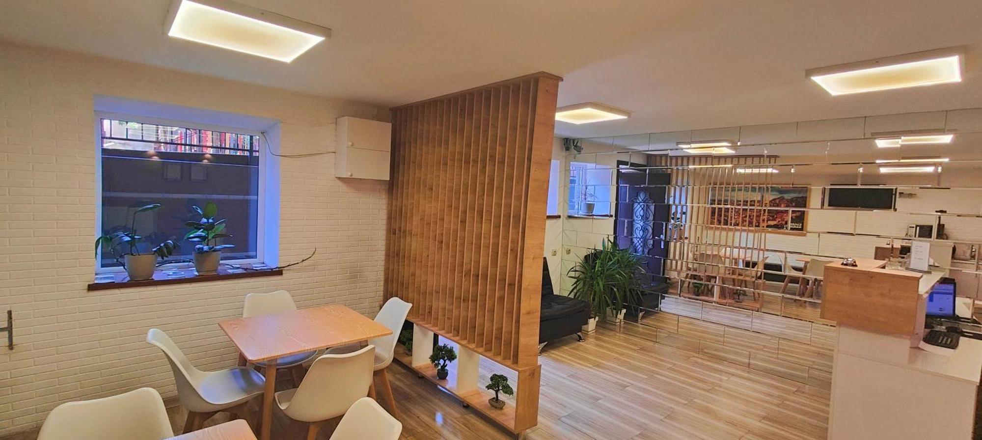 Light Hotel Тбілісі Екстер'єр фото