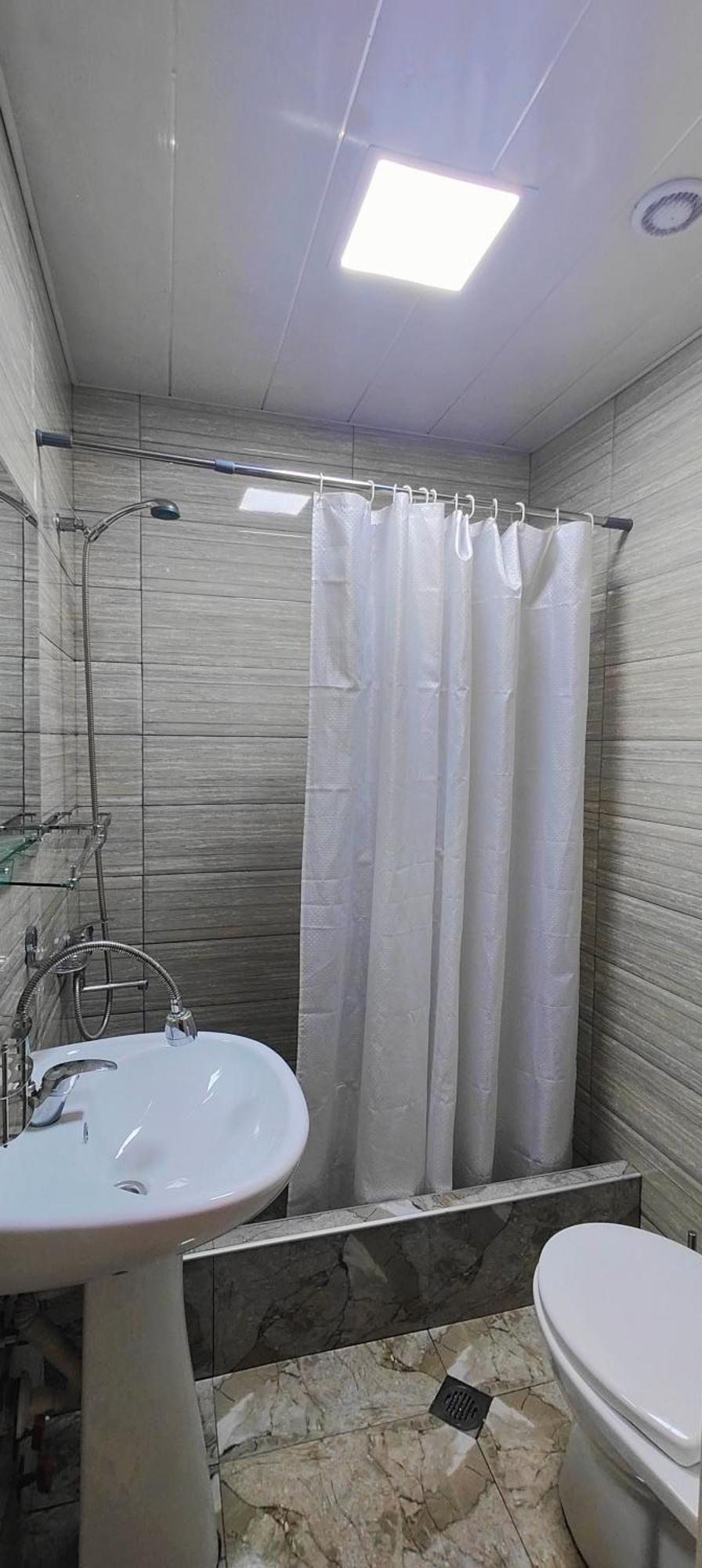 Light Hotel Тбілісі Екстер'єр фото