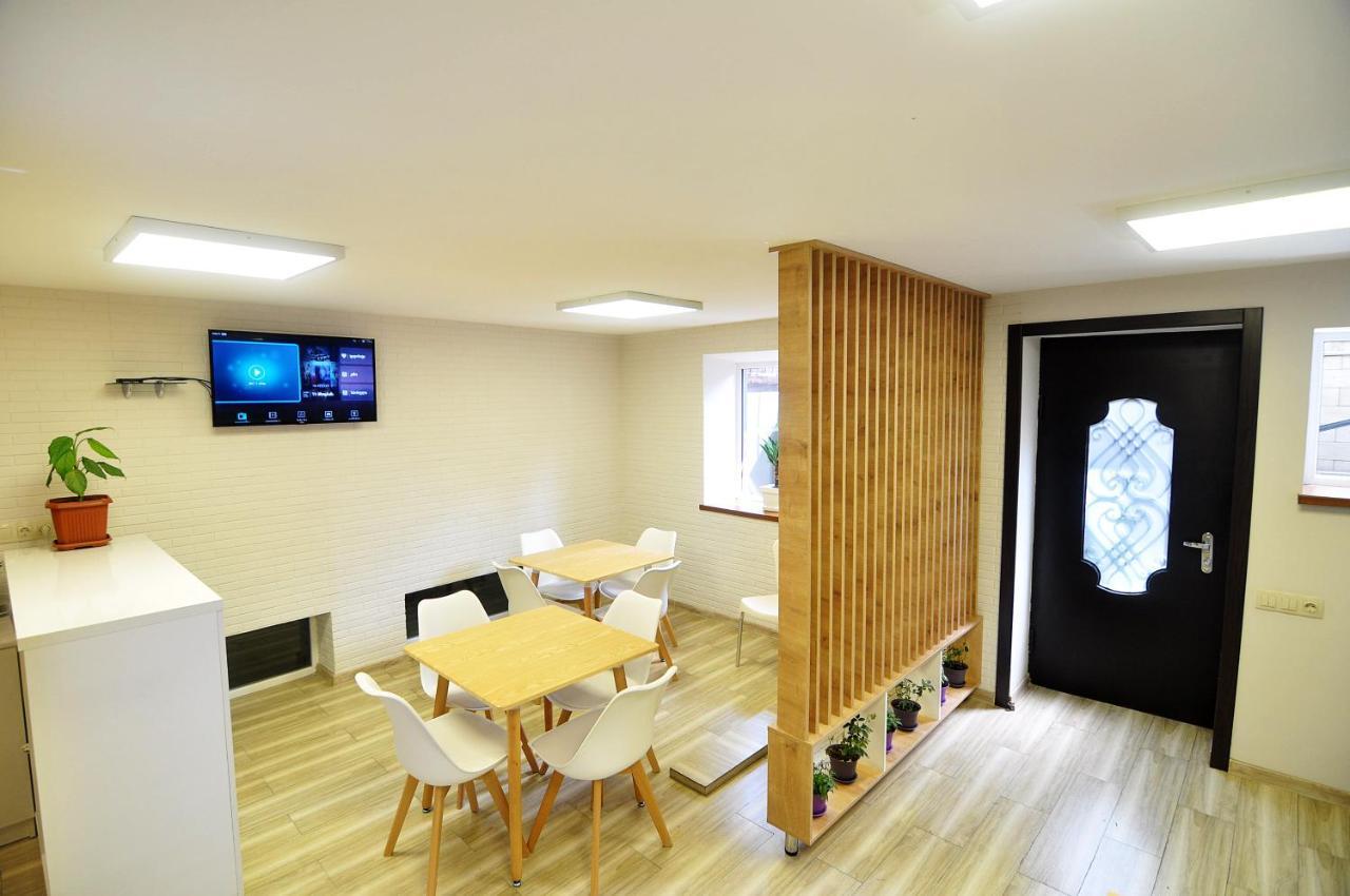 Light Hotel Тбілісі Екстер'єр фото